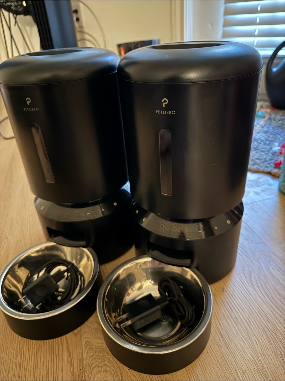 Automatic Pet Feeder & Stainless Steel Bowl - Black